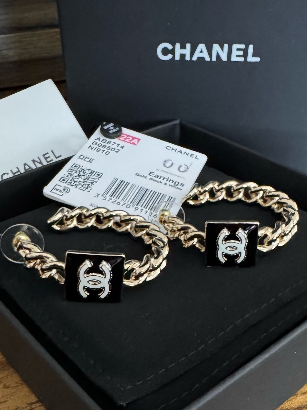 NEW CHANEL CC Chain Hoops